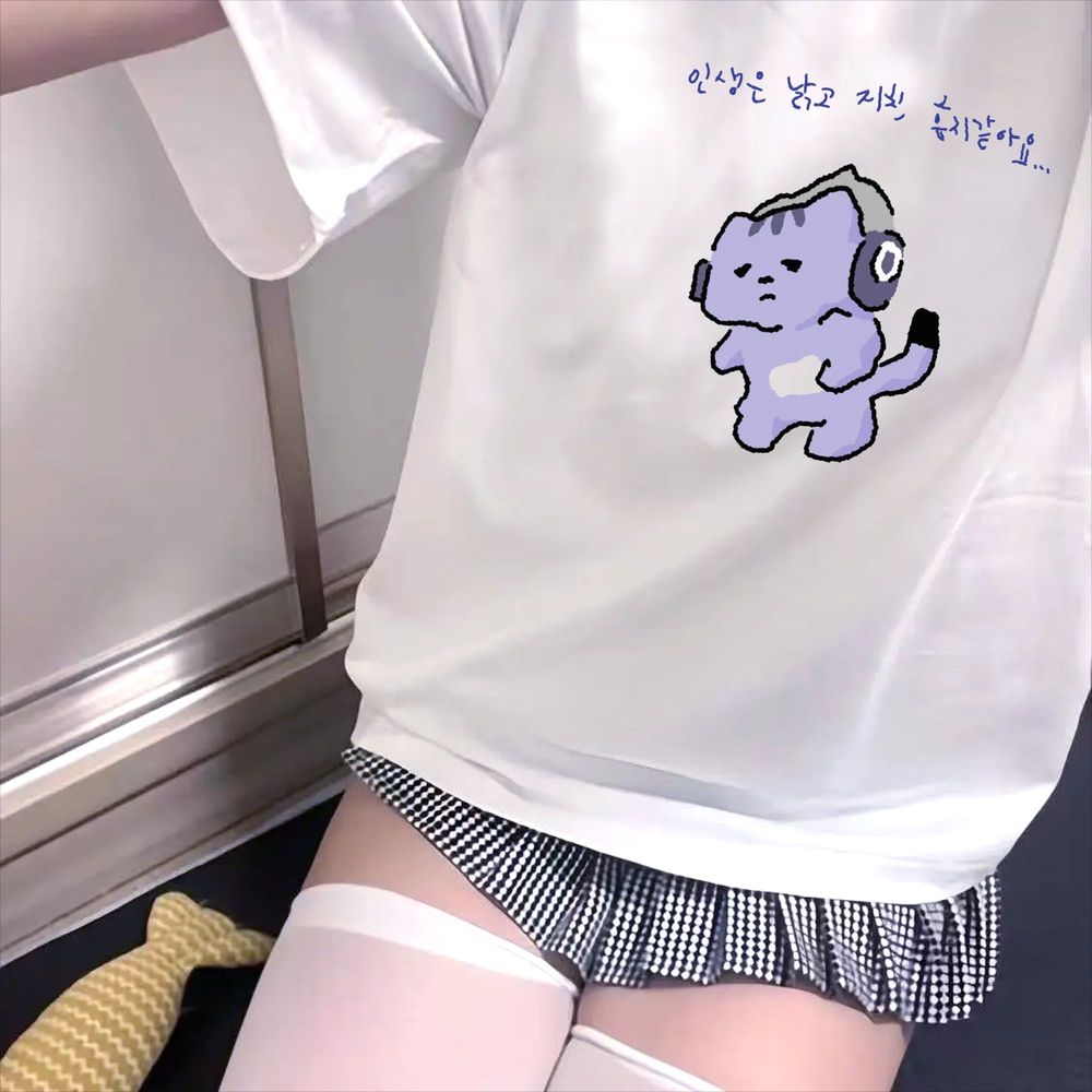 人生は私を守ってくれないかわいいテキストプリント Tシャツ紫 - Korean Lifestyle Aesthetic のレビューと価格